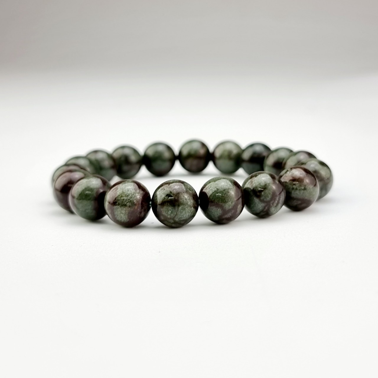 2203307 Chuỗi tay hộ mệnh bình an đá Chalcedony 11ly