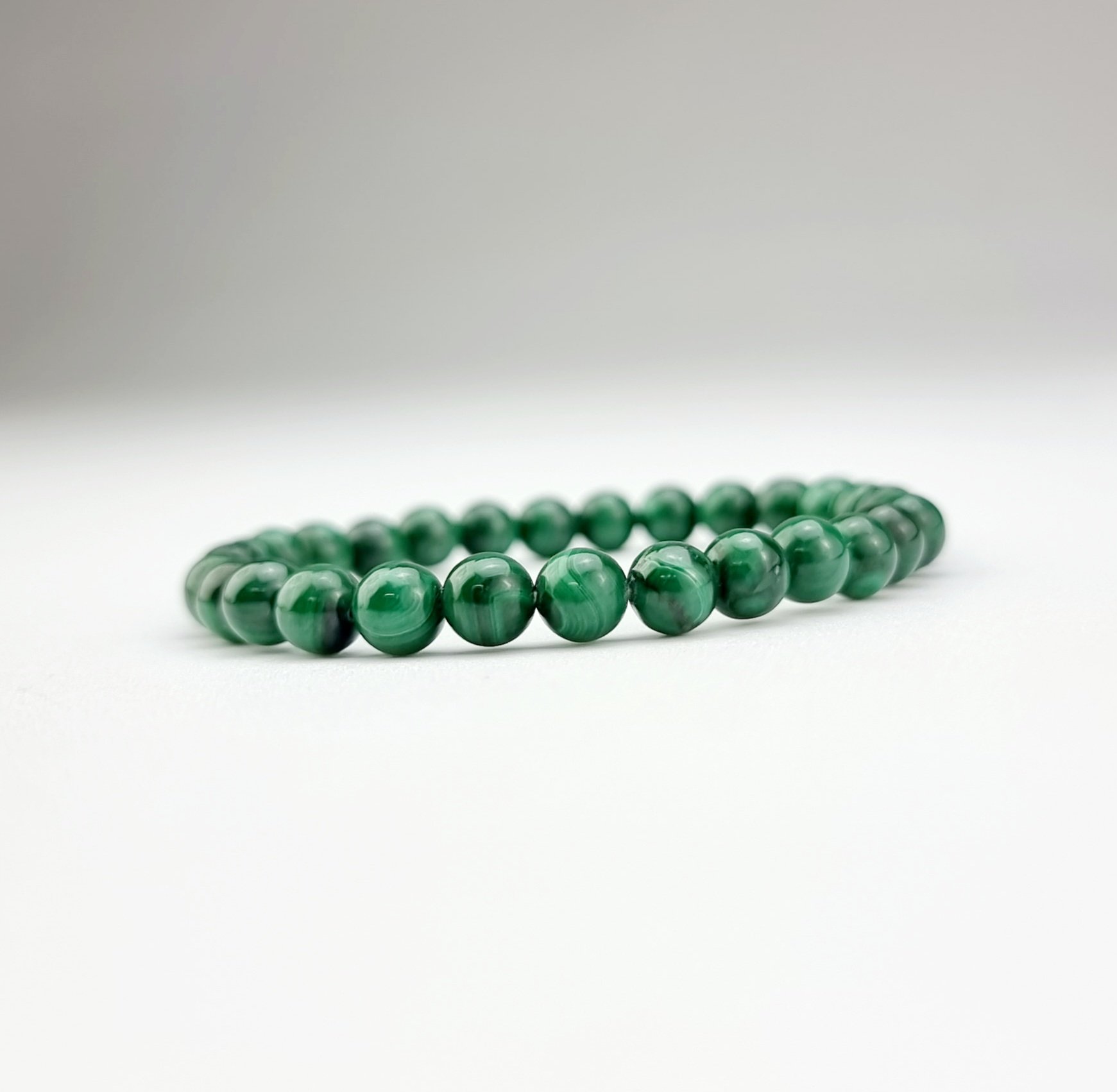 2203293 Chuỗi tay hộ mệnh đá Khổng Tước Malachite 