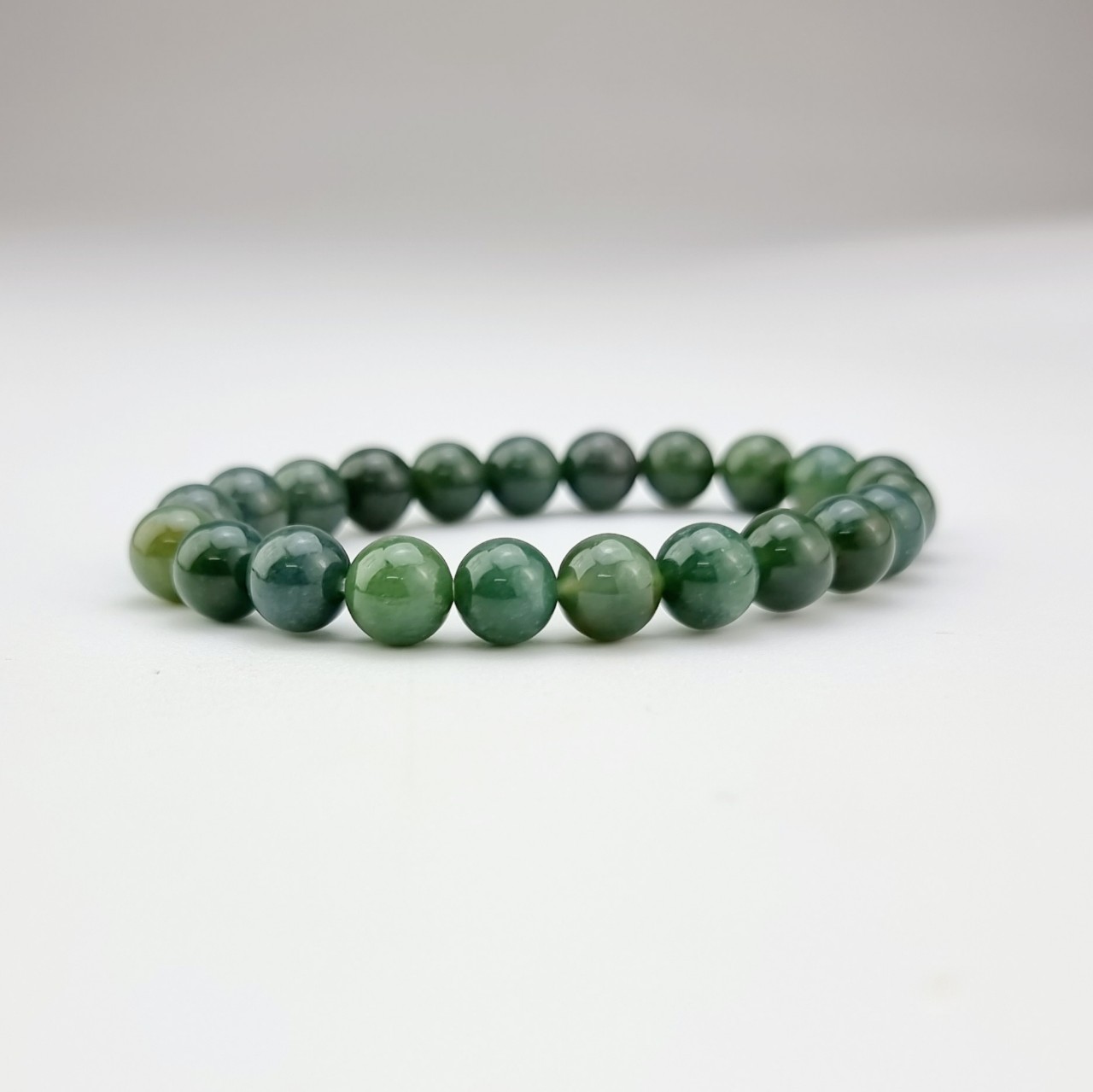 2204126 Trang sức phong thủy hộ mệnh vòng tay đá Thạch tủy Chalcedony thiên nhiên Saigonistar	