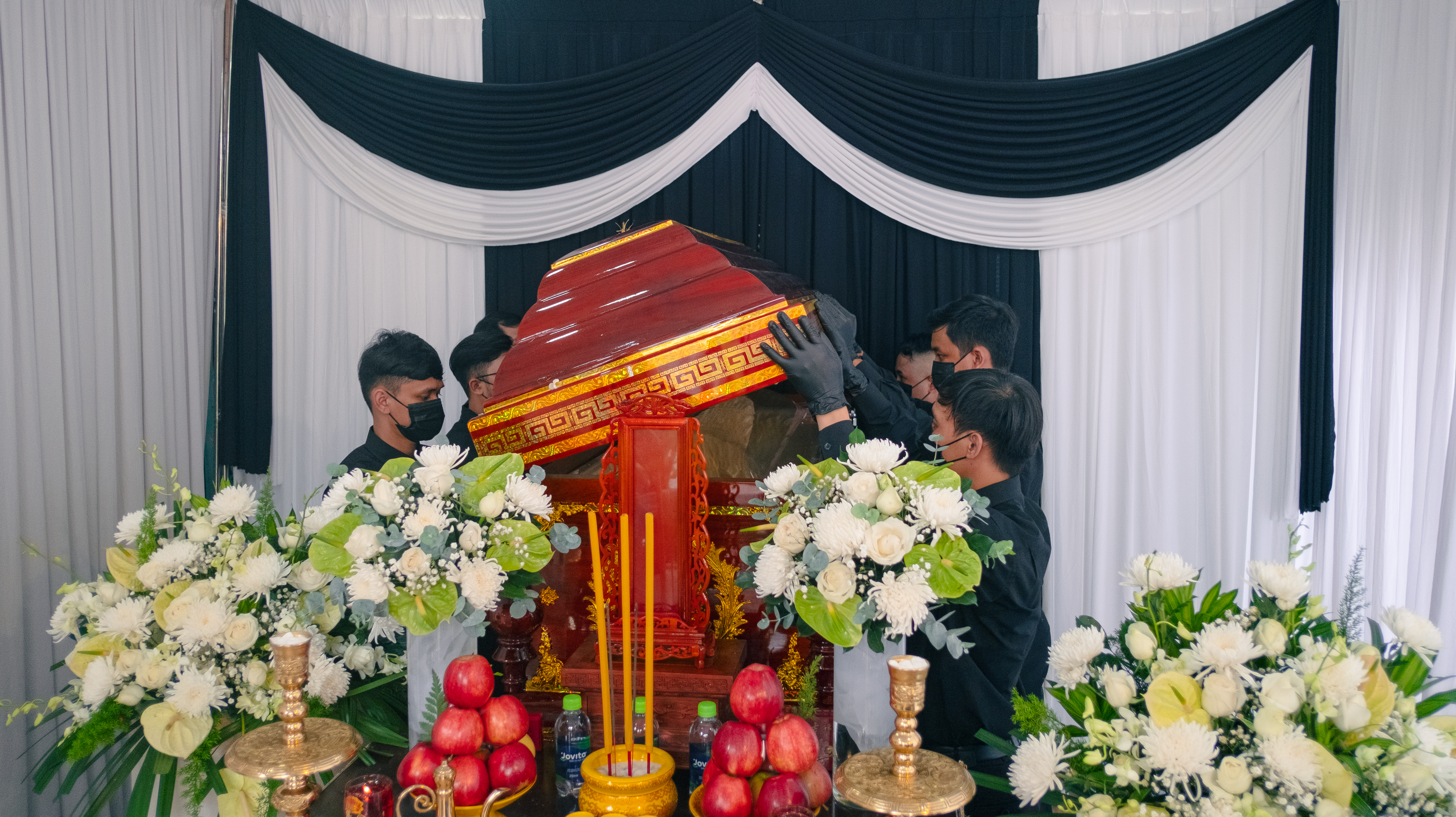 Blackstones - An Táng Tiêu Chuẩn - Phật Giáo