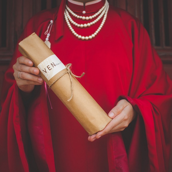 Combo quà tặng nhang trầm cao cấp Phước Lộc tặng 1 lư men rạn