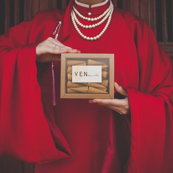 Combo quà tặng trầm Tài Lộc - Nụ trầm hương tự nhiên thu hút tài lộc, may mắn, tặng 1 lư men rạn