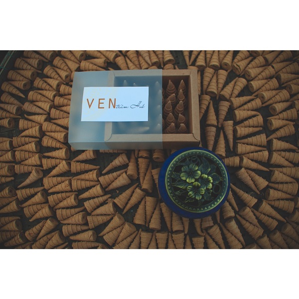 Combo quà tặng trầm Tài Lộc - Nụ trầm hương tự nhiên thu hút tài lộc, may mắn, tặng 1 lư men rạn