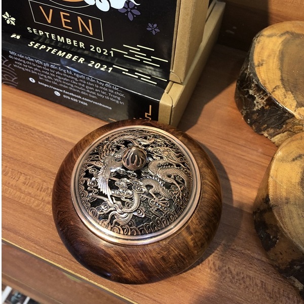 Lư xông trầm gỗ hương Nhà Ven nắp khắc hình Rồng tinh xảo kèm lót bông chống cháy