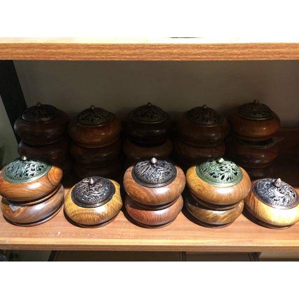 Lư xông trầm gỗ hương Nhà Ven nắp khắc hình Rồng tinh xảo kèm lót bông chống cháy