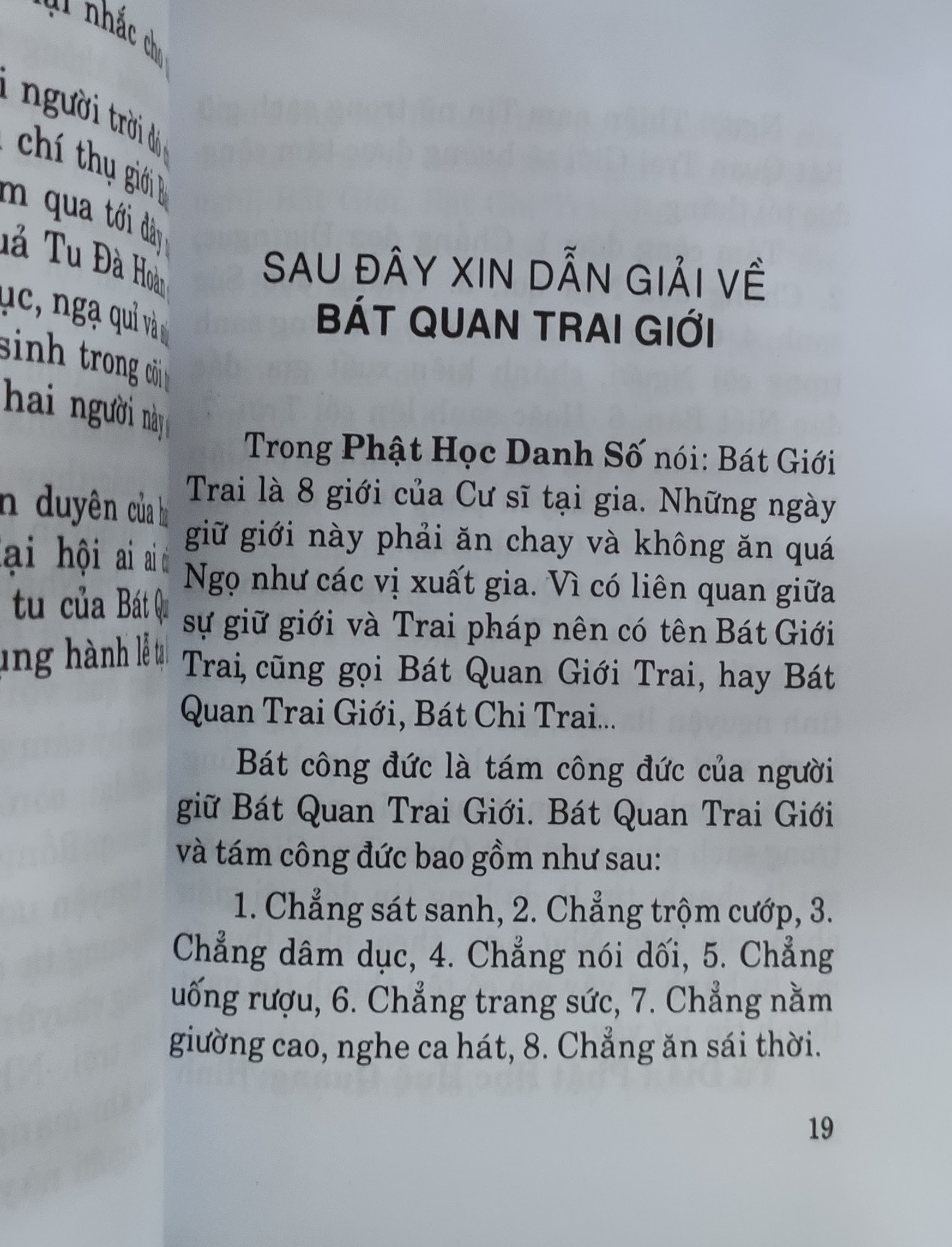 Dẫn giải tám điều giới và trai pháp của pháp tu bát quan trai