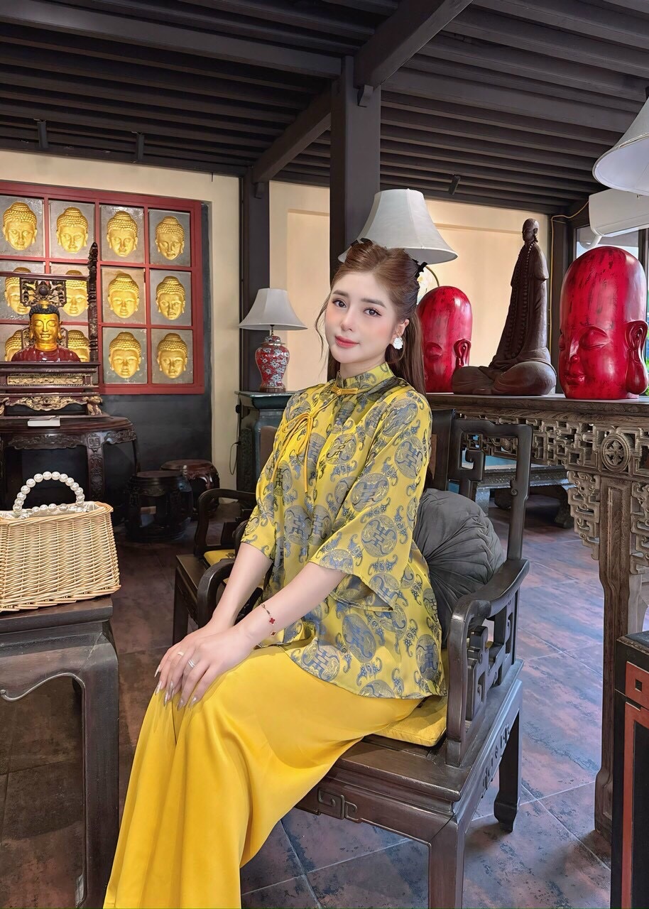 Bộ cổ tàu nơ Tằm chữ Thọ xinh sang