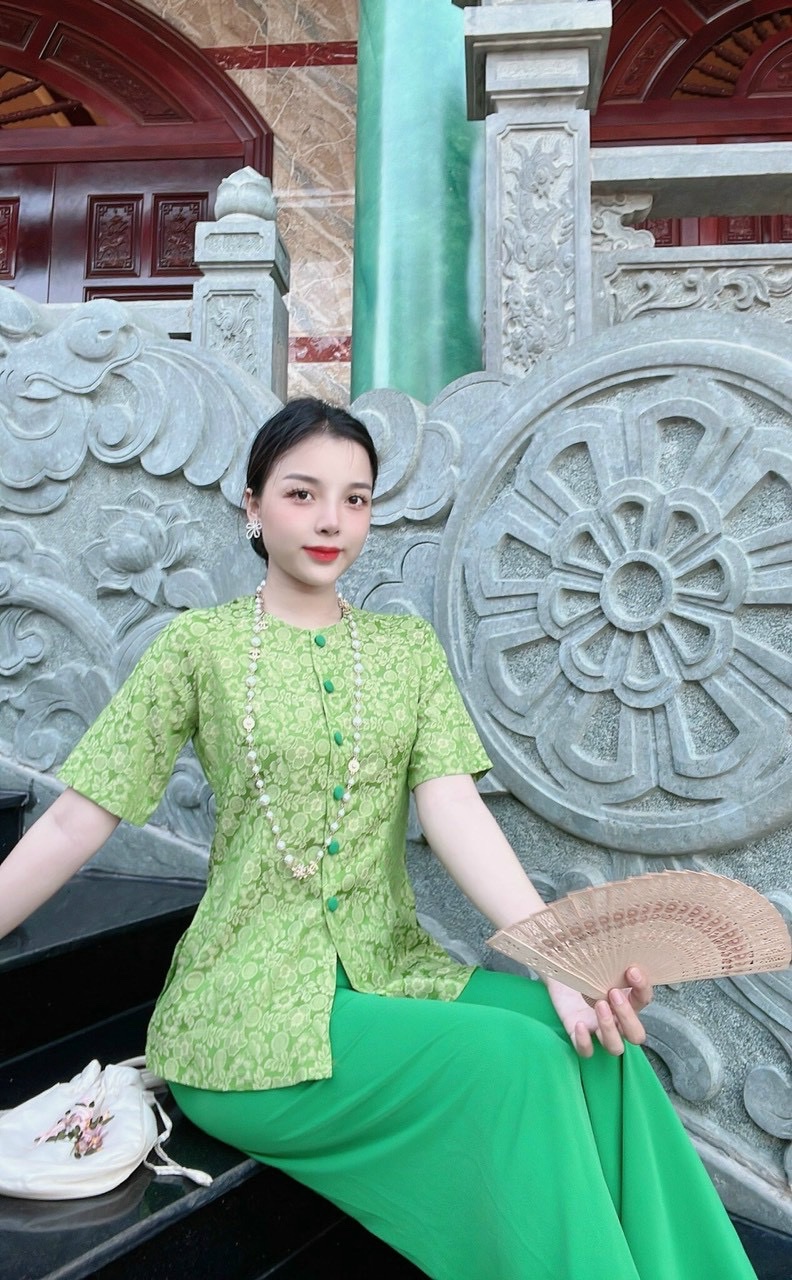 Bộ bà ba tay ngắn